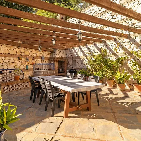 Holiday home 4 Bedroom Gorgeous In