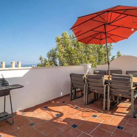 4 Bedroom Gorgeous In *