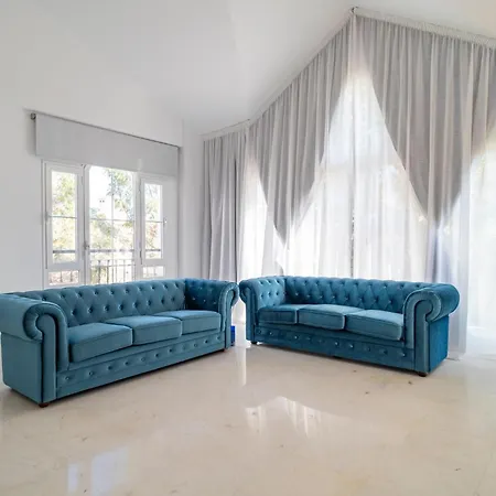 4 Bedroom Gorgeous In *