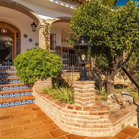 4 Bedroom Gorgeous In